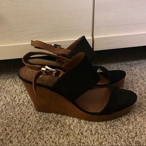 Wedge heels